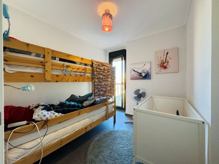 Image No.30-3 Bed Apartment for sale