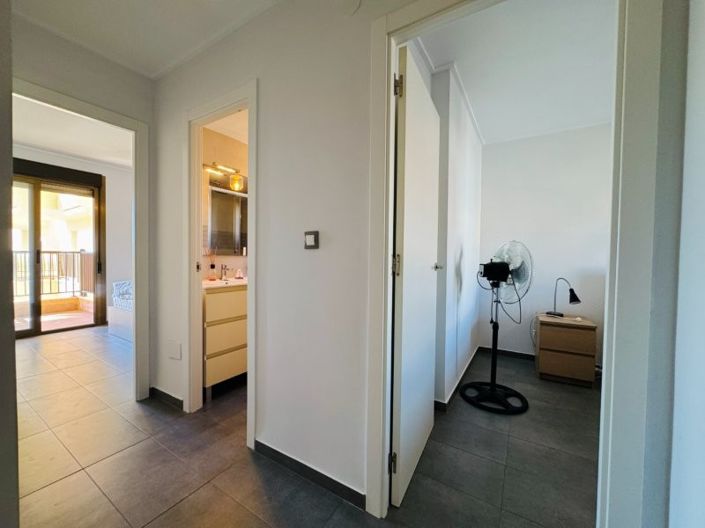 Image No.33-3 Bed Apartment for sale