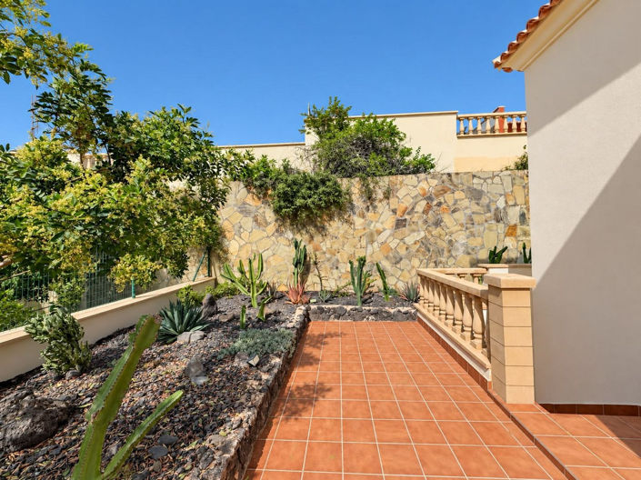 Image No.4-4 Bed House for sale