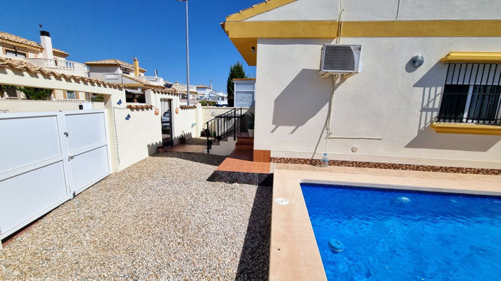 Image No.19-2 Bed House for sale