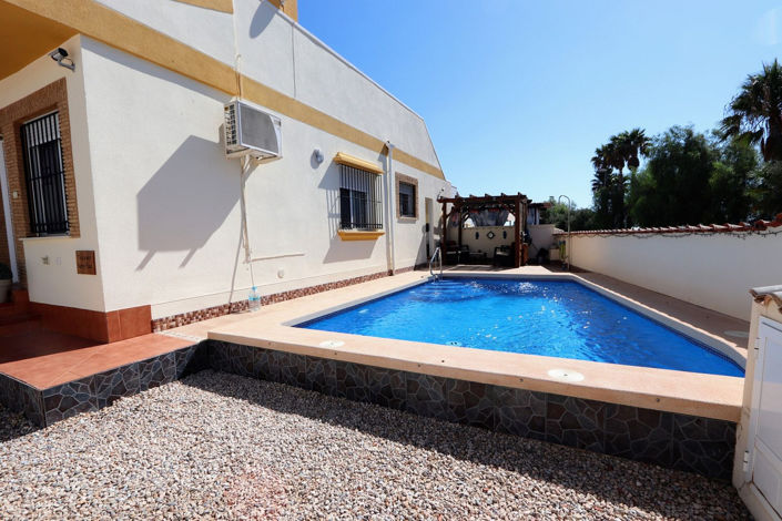 Image No.29-2 Bed House for sale