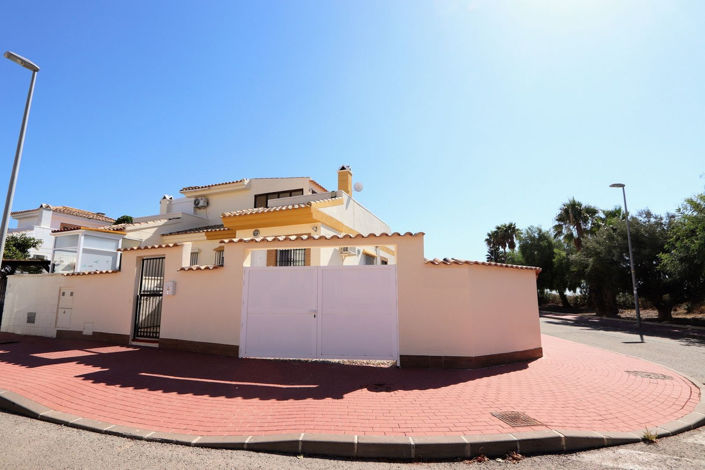 Image No.33-2 Bed House for sale