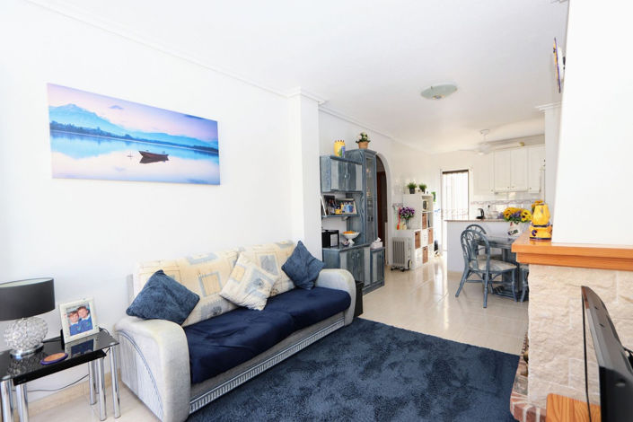 Image No.6-2 Bed House for sale