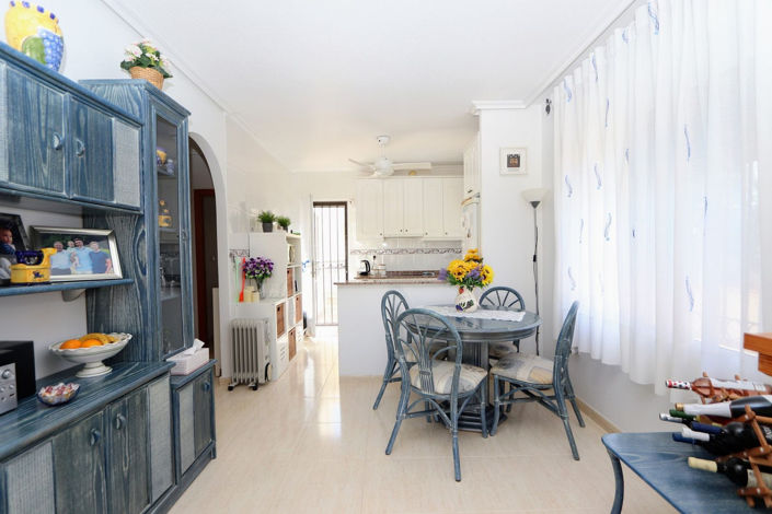 Image No.9-2 Bed House for sale