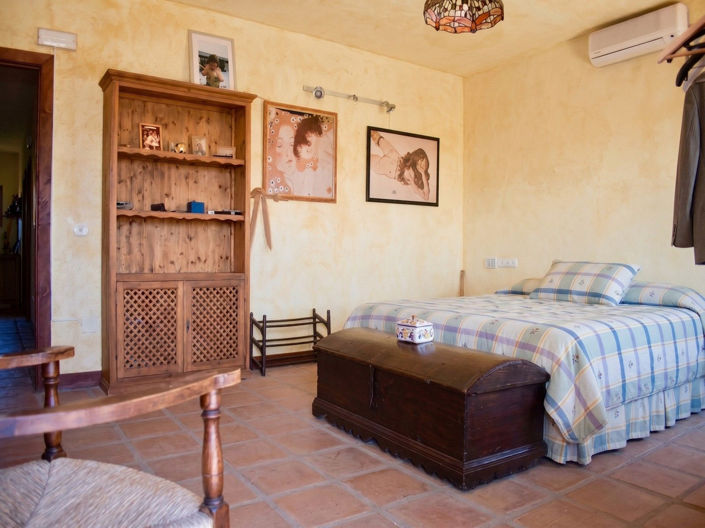 Image No.13-4 Bed Villa for sale