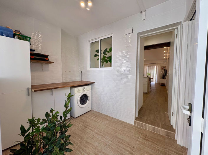 Image No.13-3 Bed House for sale