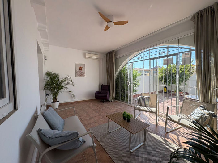 Image No.27-3 Bed House for sale