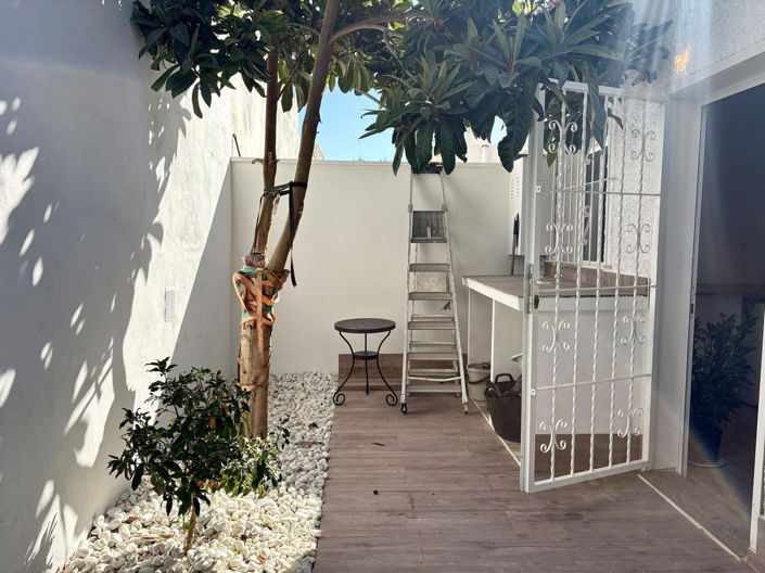 Image No.36-3 Bed House for sale