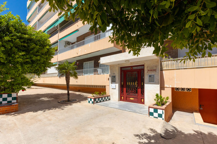 Image No.21-2 Bed Apartment for sale