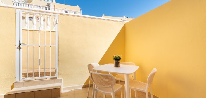 Image No.24-2 Bed Townhouse for sale