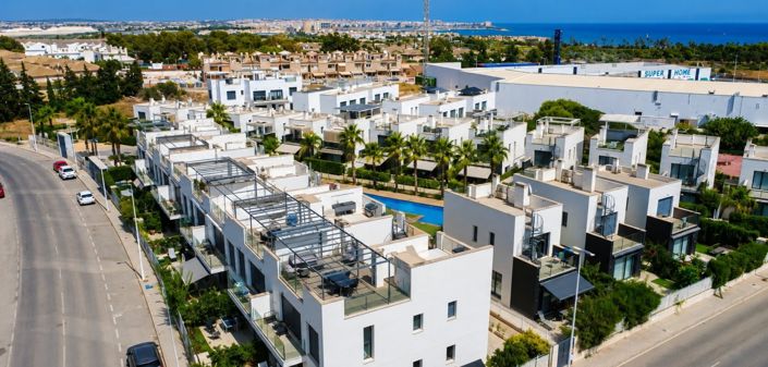 Image No.10-3 Bed Apartment for sale