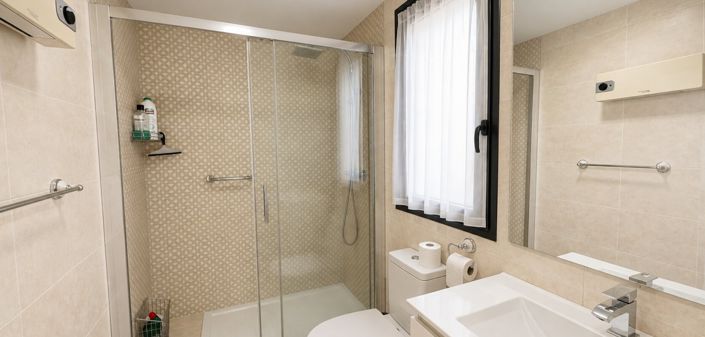 Image No.17-3 Bed Apartment for sale