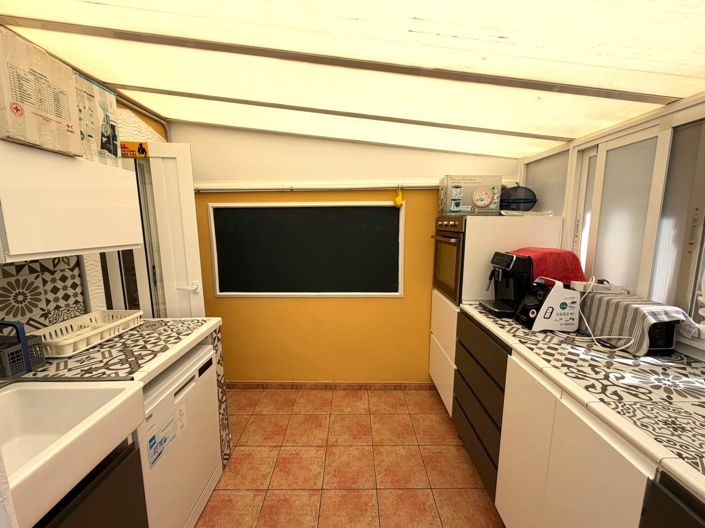 Image No.13-3 Bed House for sale