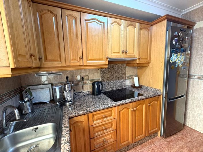Image No.4-3 Bed House for sale