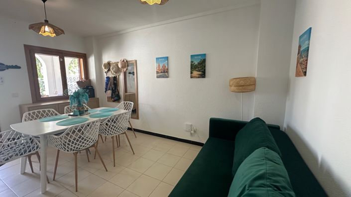 Image No.11-3 Bed Townhouse for sale