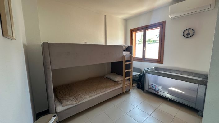 Image No.17-3 Bed Townhouse for sale