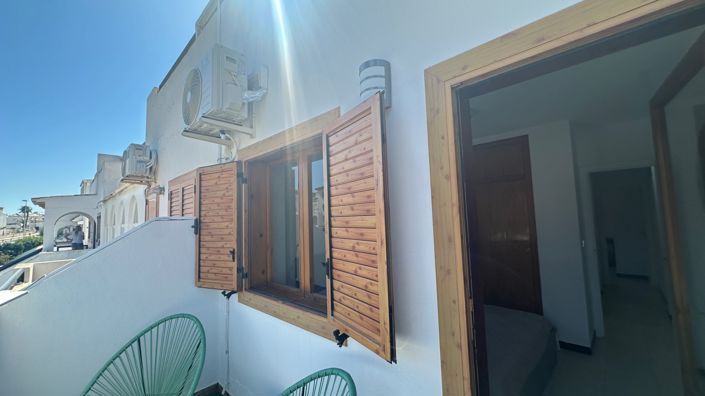 Image No.44-3 Bed Townhouse for sale