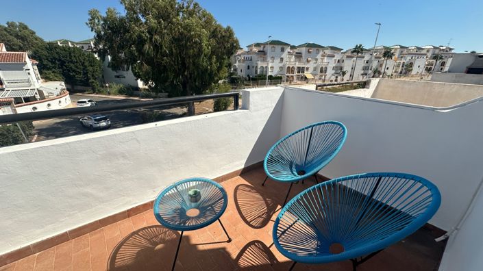 Image No.45-3 Bed Townhouse for sale