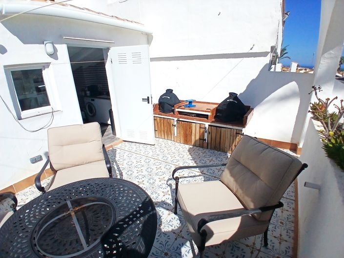 Image No.22-2 Bed House for sale
