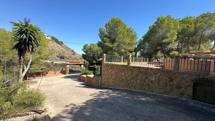 Image No.31-3 Bed House for sale