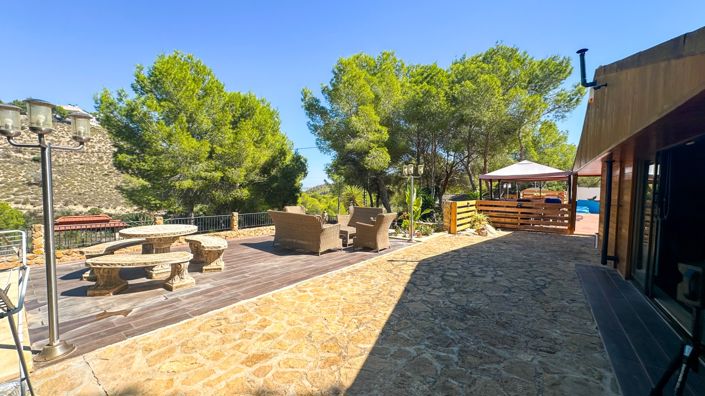 Image No.45-3 Bed House for sale