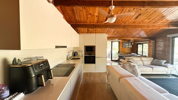 Image No.47-3 Bed House for sale