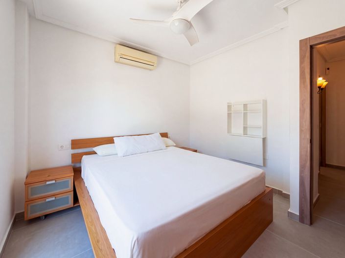 Image No.23-3 Bed House for sale