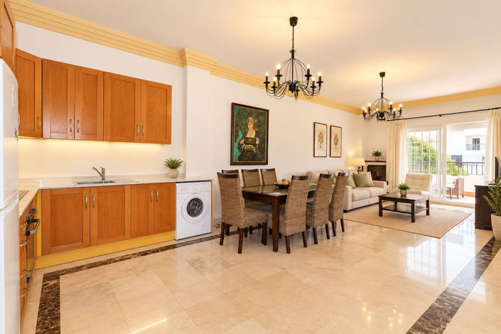 Image No.12-3 Bed Apartment for sale