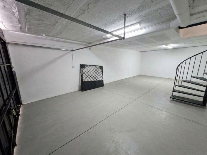 Image No.16-4 Bed House for sale