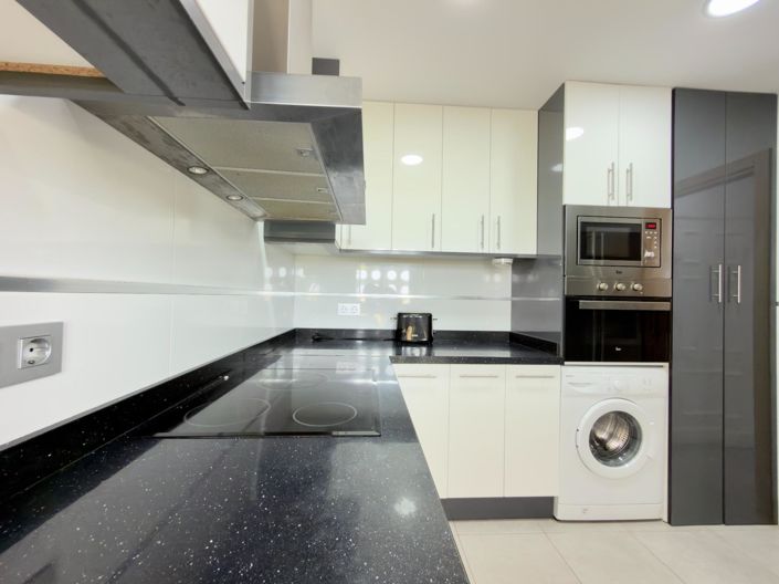 Image No.21-2 Bed Apartment for sale