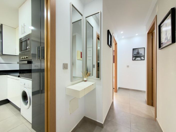 Image No.25-2 Bed Apartment for sale
