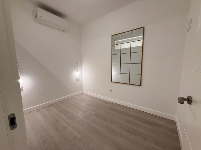 Image No.19-2 Bed Apartment for sale