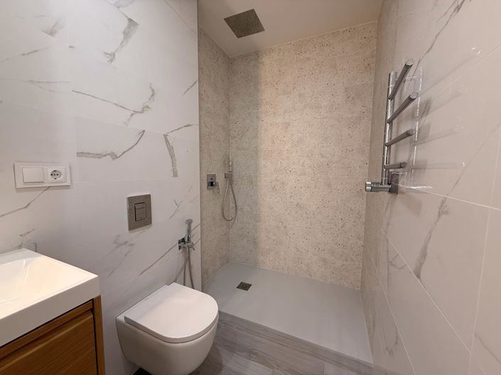 Image No.26-2 Bed Apartment for sale