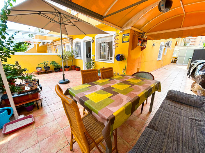 Image No.21-3 Bed Apartment for sale