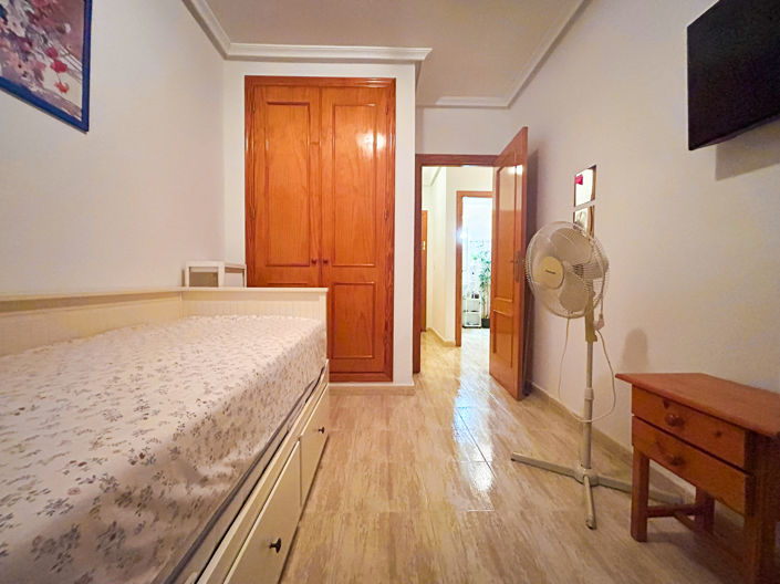 Image No.17-2 Bed Apartment for sale