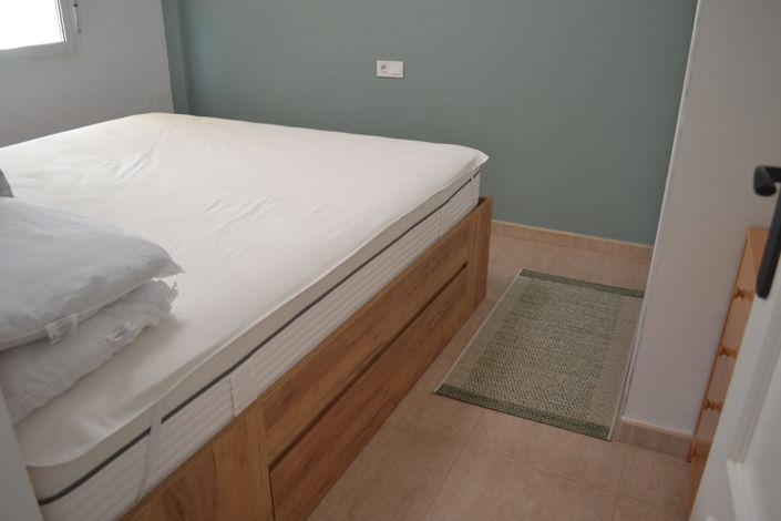Image No.23-2 Bed Apartment for sale