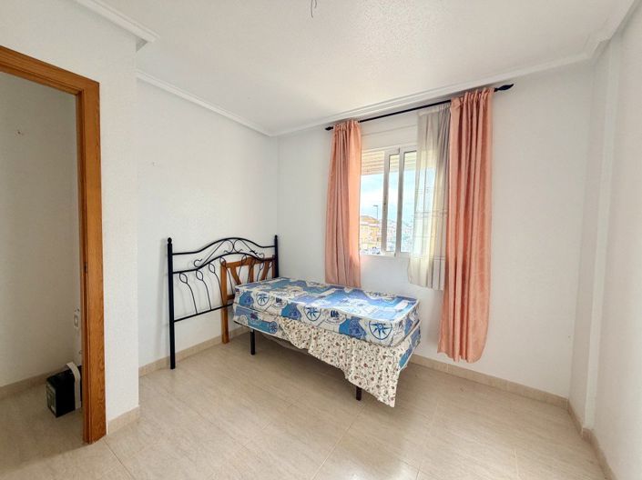 Image No.10-3 Bed Townhouse for sale