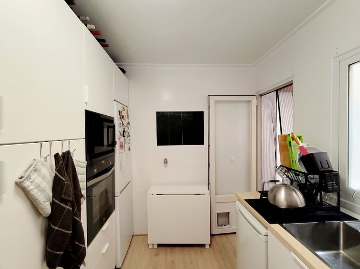 Image No.8-3 Bed Apartment for sale