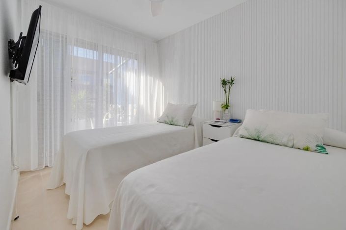 Image No.15-3 Bed Apartment for sale