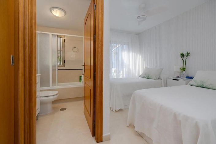Image No.18-3 Bed Apartment for sale