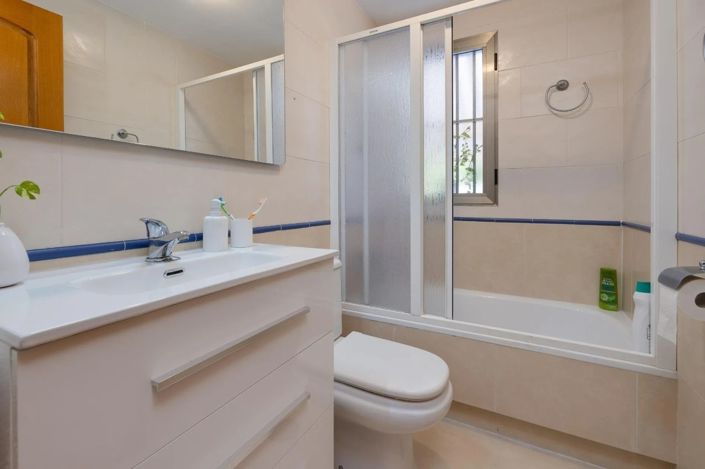 Image No.19-3 Bed Apartment for sale