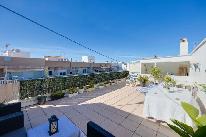 Image No.32-3 Bed Apartment for sale