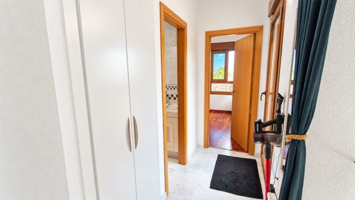 Image No.27-3 Bed Villa for sale