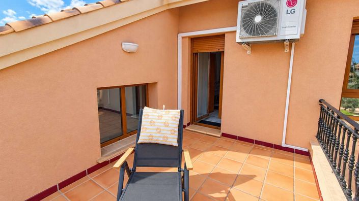 Image No.30-3 Bed Villa for sale