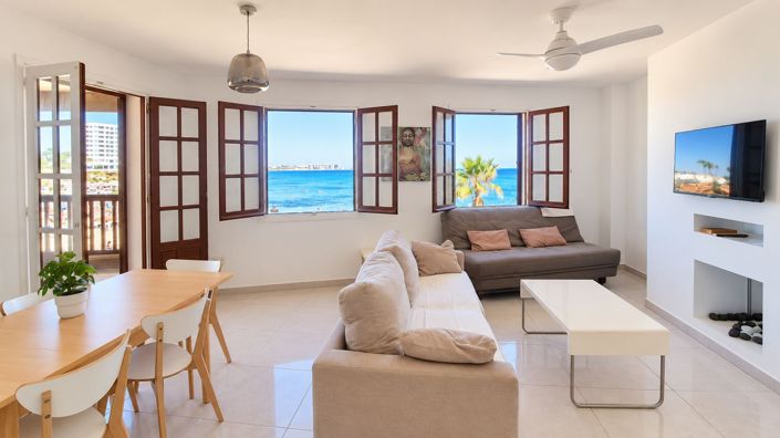 Image No.24-3 Bed Apartment for sale