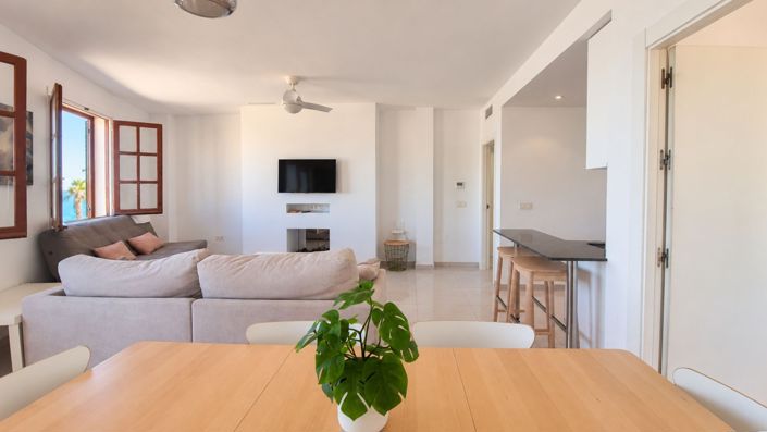Image No.28-3 Bed Apartment for sale