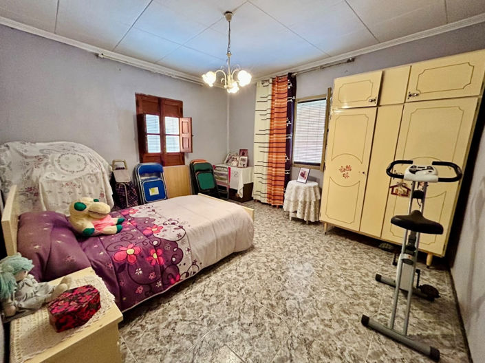 Image No.15-3 Bed Townhouse for sale