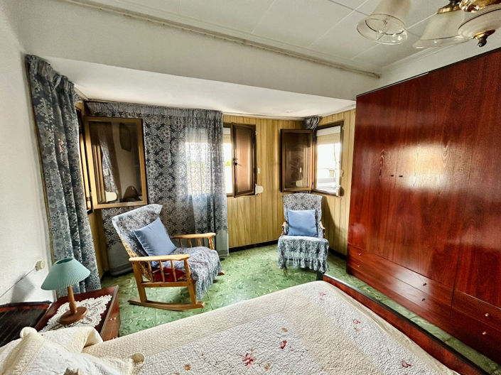 Image No.19-3 Bed Townhouse for sale