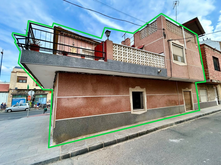 Image No.4-3 Bed Townhouse for sale