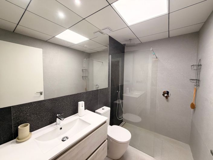 Image No.16-2 Bed Apartment for sale